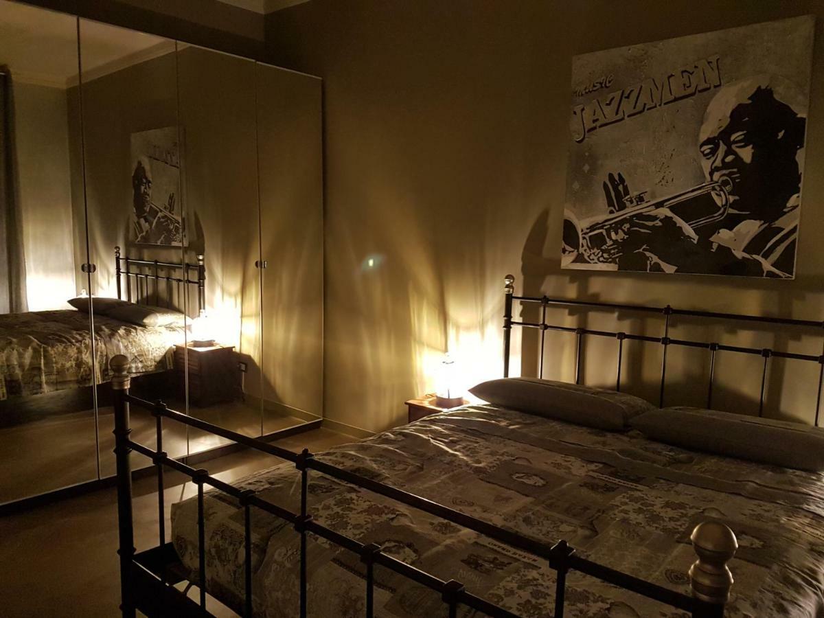 Saint George'S House Centro-Stazione-Ospedali Apartment Alessandria Luaran gambar